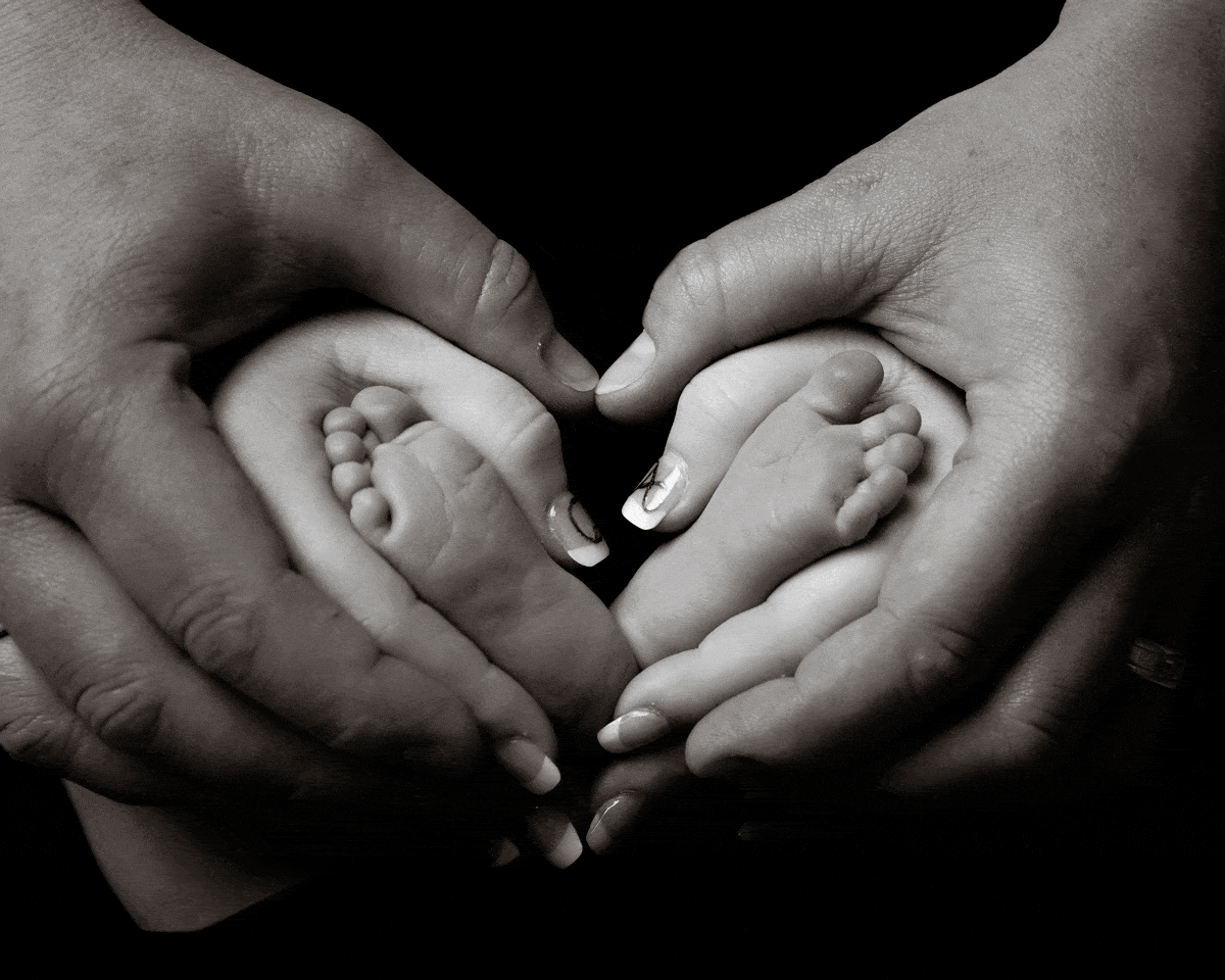 newborn feet