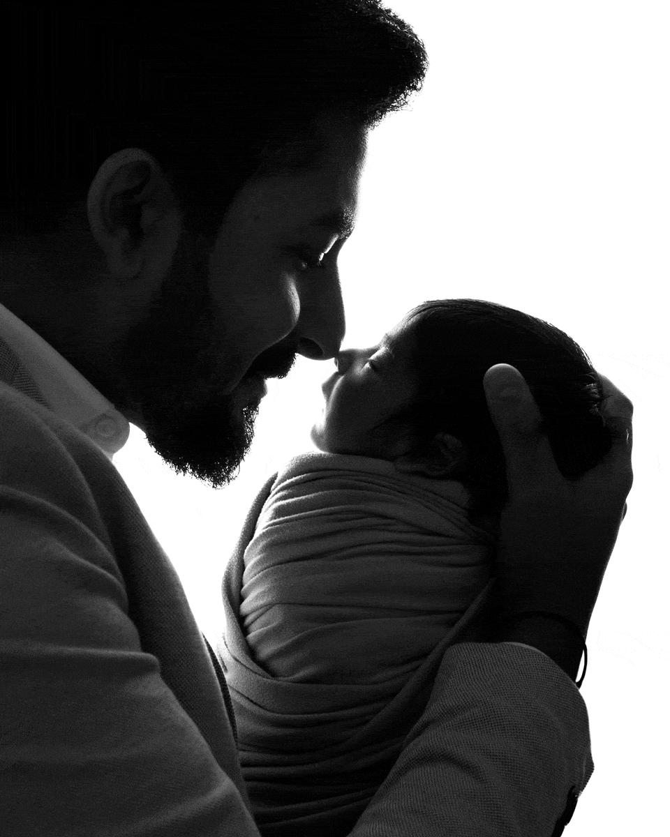 Back lit | Newborn Photography Western Sydney