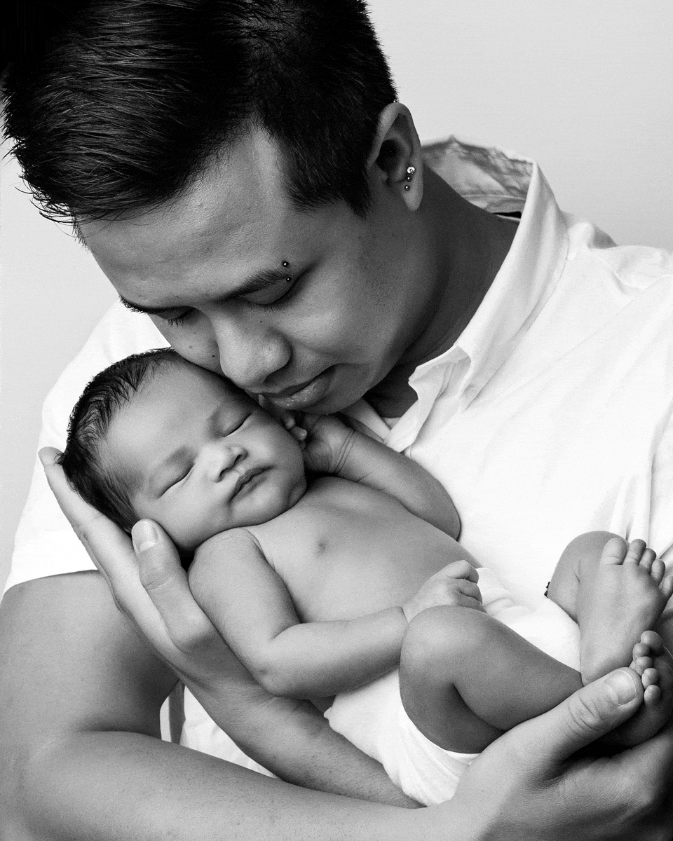 Dad and Baby | Newborn Photography Western Sydney